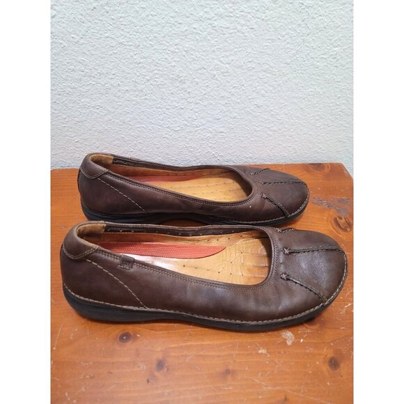 Clarks Unstructured Un Softwalk Brown Leather Slip-On Comfort Flats Women's Shoe - Picture 3 of 13